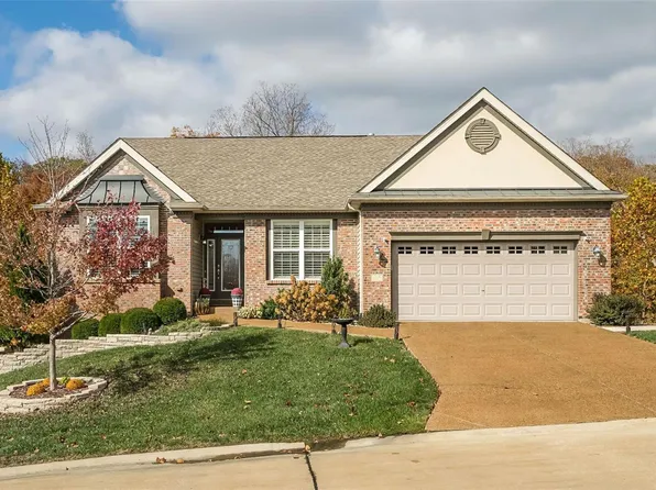 4217 Napa View Ln, Saint Charles, MO 63304