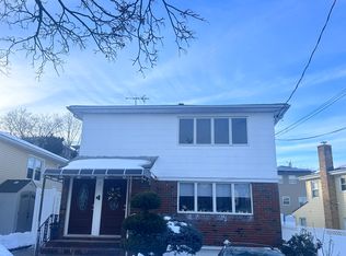 2 Holly St Floor 2, Staten Island, NY 10304