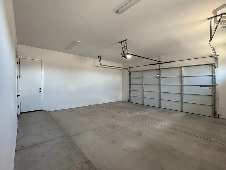 18108 W Morning Vista Ln — Photo 28