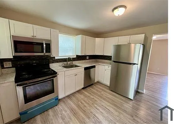 1433 Helon St #1 — Photo 6