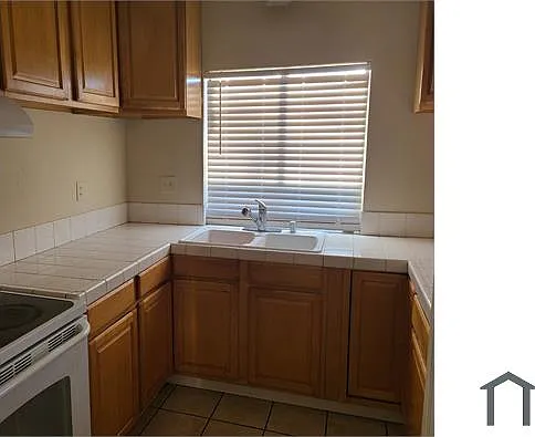 2 bed, 1245 sqft, $2,750 — Photo 4