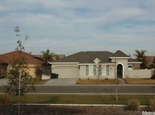 8305 Almadine Dr, Sacramento, CA