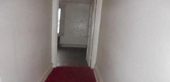 5th image of 5657 Beaumont Ave