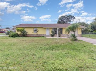 660 Grandeur St SE, Palm Bay, FL 32909