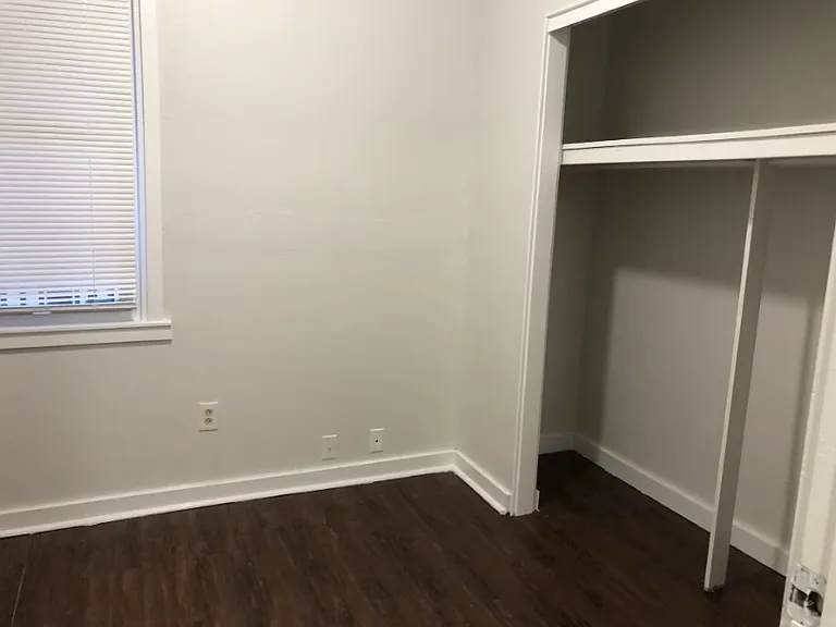 516 Center Ave #2 — Photo 12