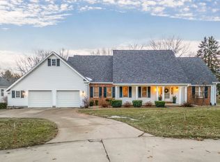 1611 12th St NW, Waverly, IA 50677