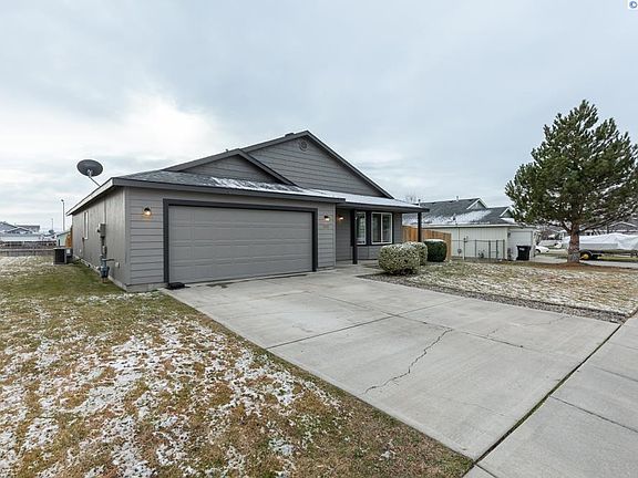 2nd image of 9204 Oliver Dr