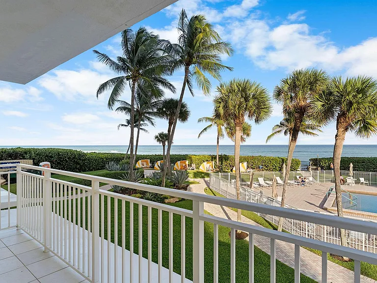 500 Ocean Dr #E-2D — Photo 37
