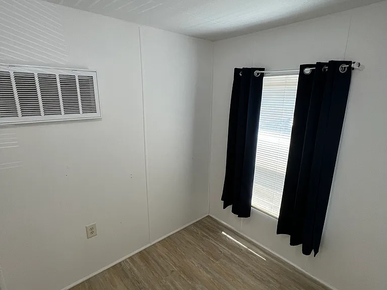 201 Rocky Ave — Photo 39