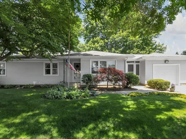 360 Myrtle Ave, Newark, OH 43055