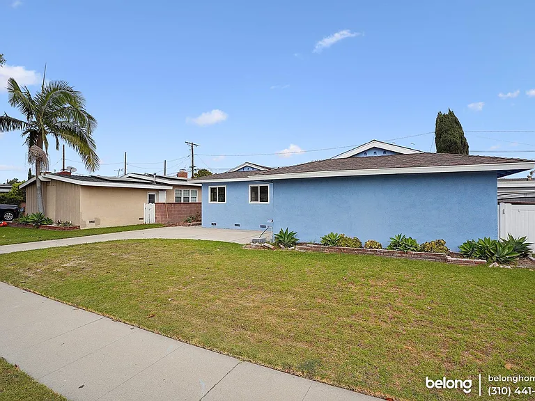 2408 Stearnlee Ave — Photo 3