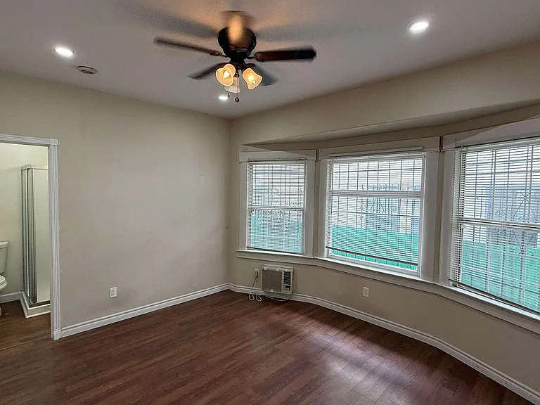 1234 W 37th Dr — Photo 15