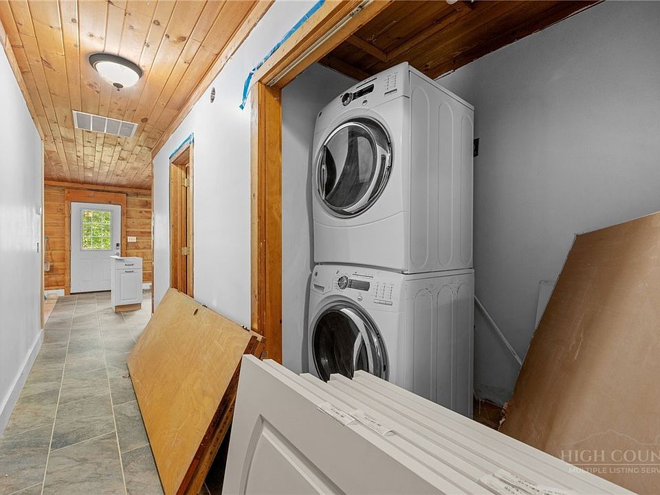 28th image of 2020 Castle Ford Road