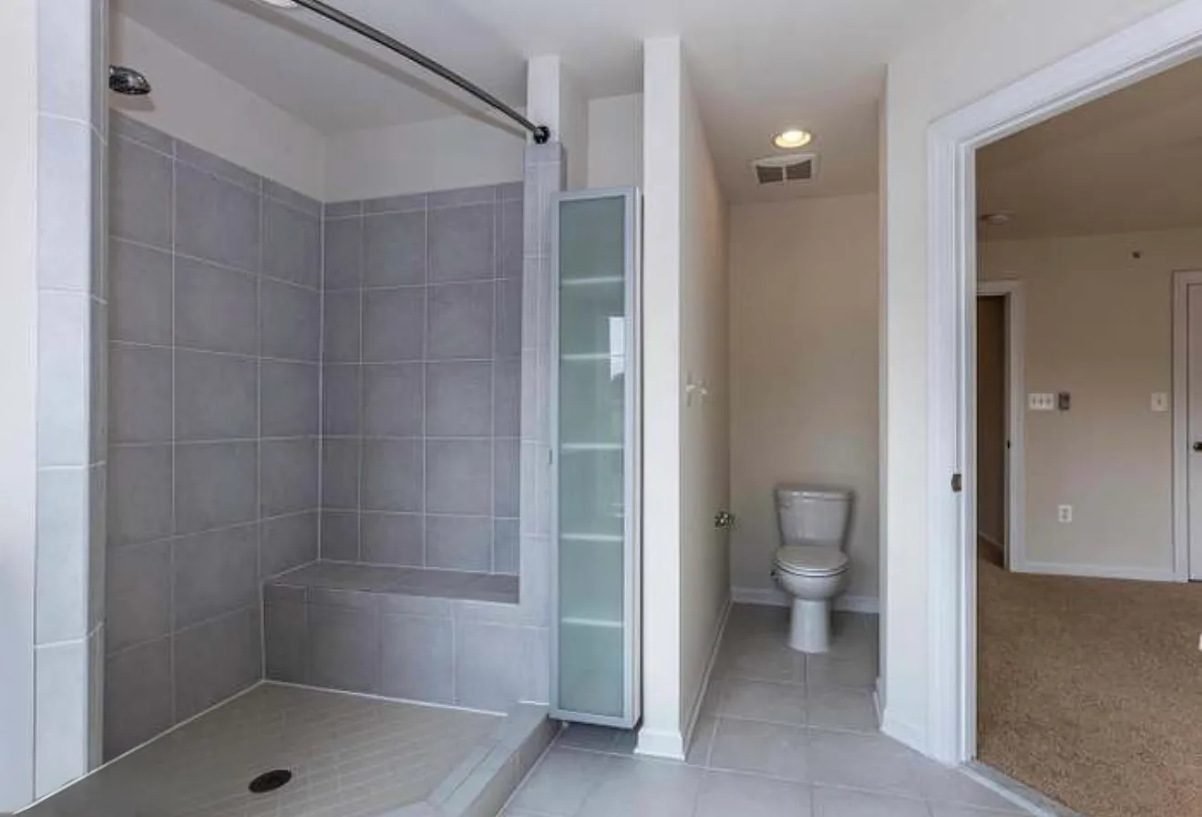 3 bed, 1800 sqft, $2,900 — Photo 4