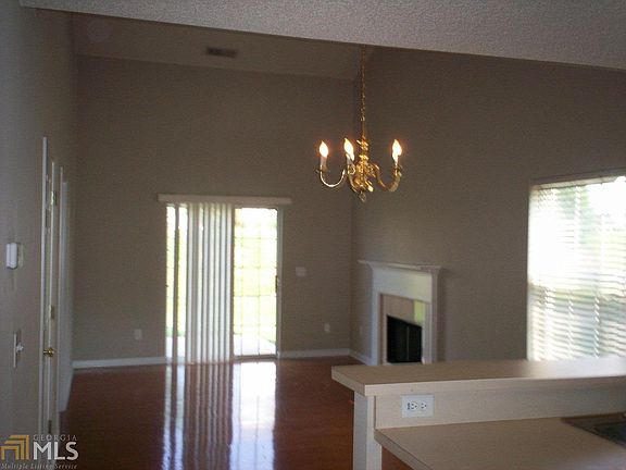 4th image of 235 Cottonwood Creek Cir