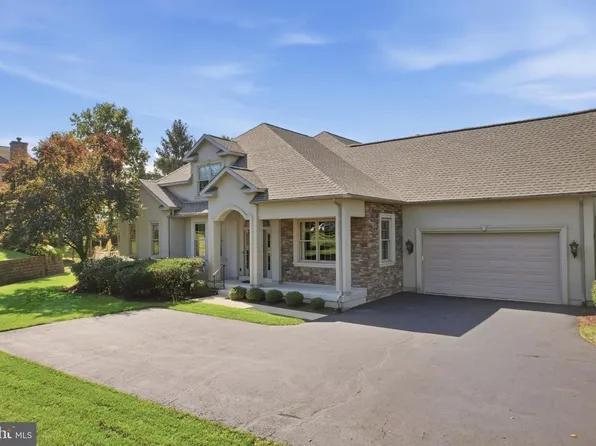 199 Country Club Dr, Telford, PA 18969