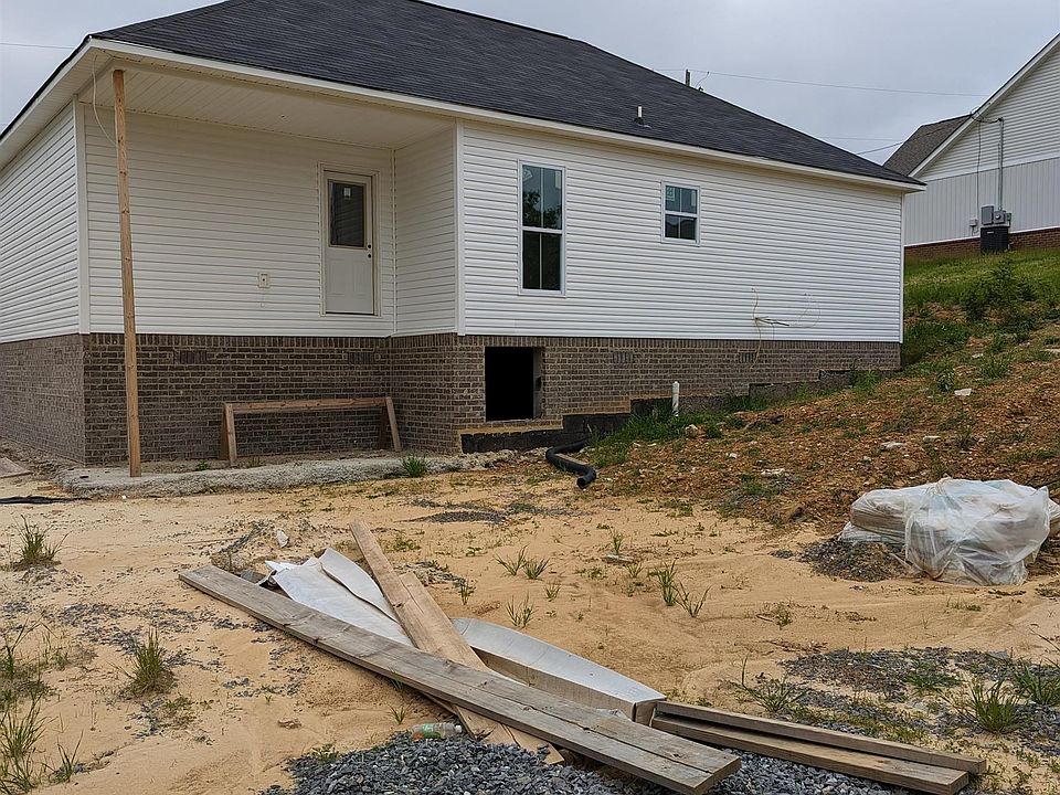 2nd image of 717 5th St