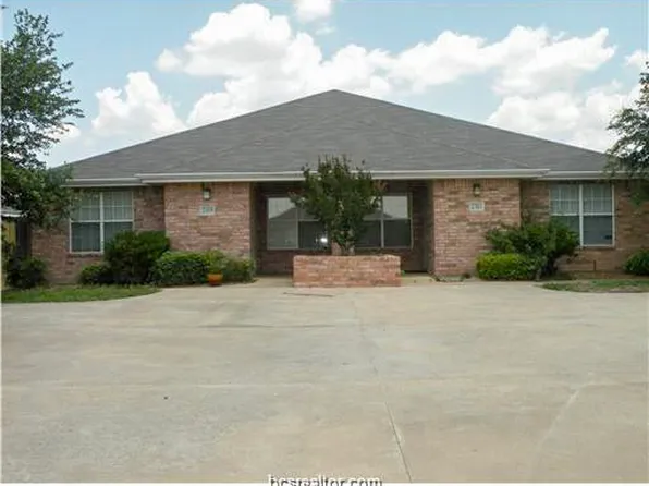 2309 Antelope Ln, College Station, TX 77845