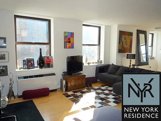 Rented by New York Residence | media 22