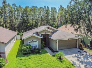 30908 Burleigh Dr, Zephyrhills, FL 33543