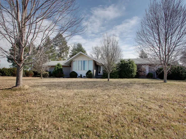 4900 N 24th St, Quincy, IL 62305