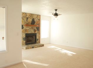 6801 Willowbrook Dr APT 1, Fayetteville, NC 28314