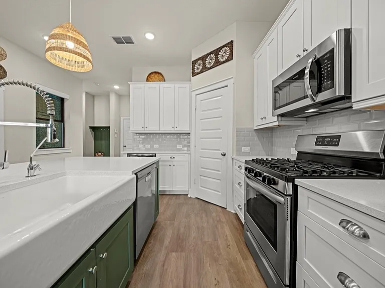 18507 Parkland Square Pl — Photo 9