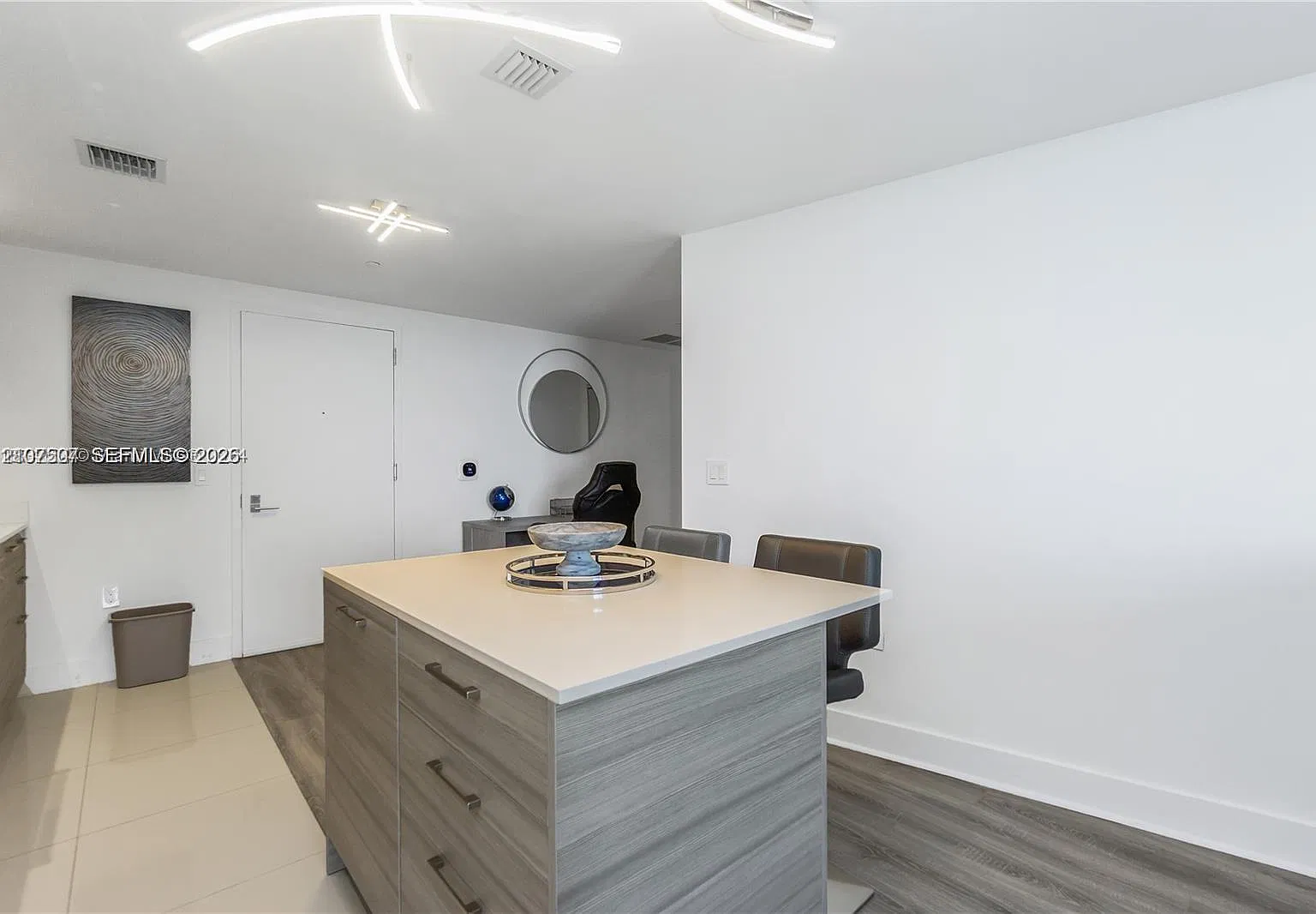 3401 Midtown Condo — Photo 4