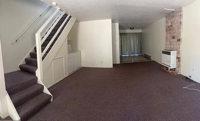 2 bed, $1,400 — Photo 2