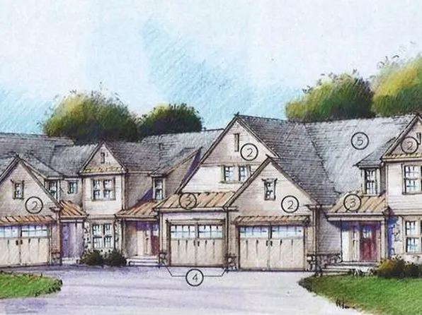 24 Pleasant St #1, Wellesley, MA 02482