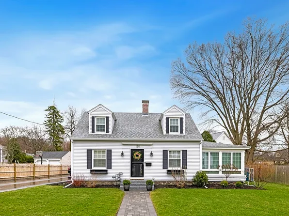 120 Greene St, North Andover, MA 01845