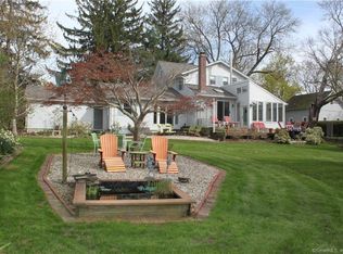 28 Elm St, Deep River, CT 06417