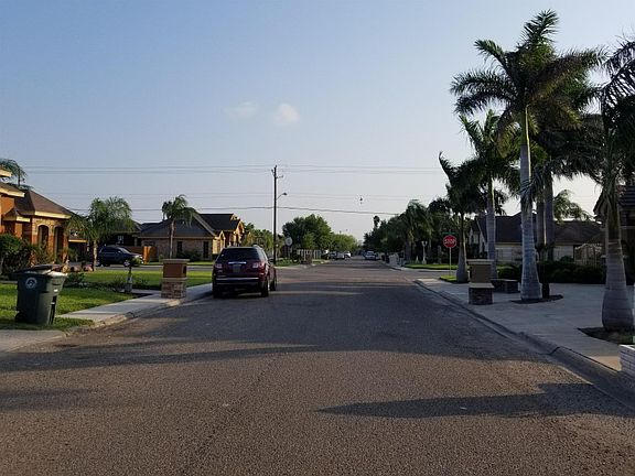 5th image of 200 N Mina De Oro St