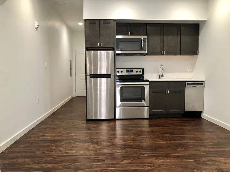 824 N Calvert St — Photo 28