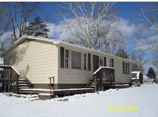 16 Early Ln, Ripley, WV 25271