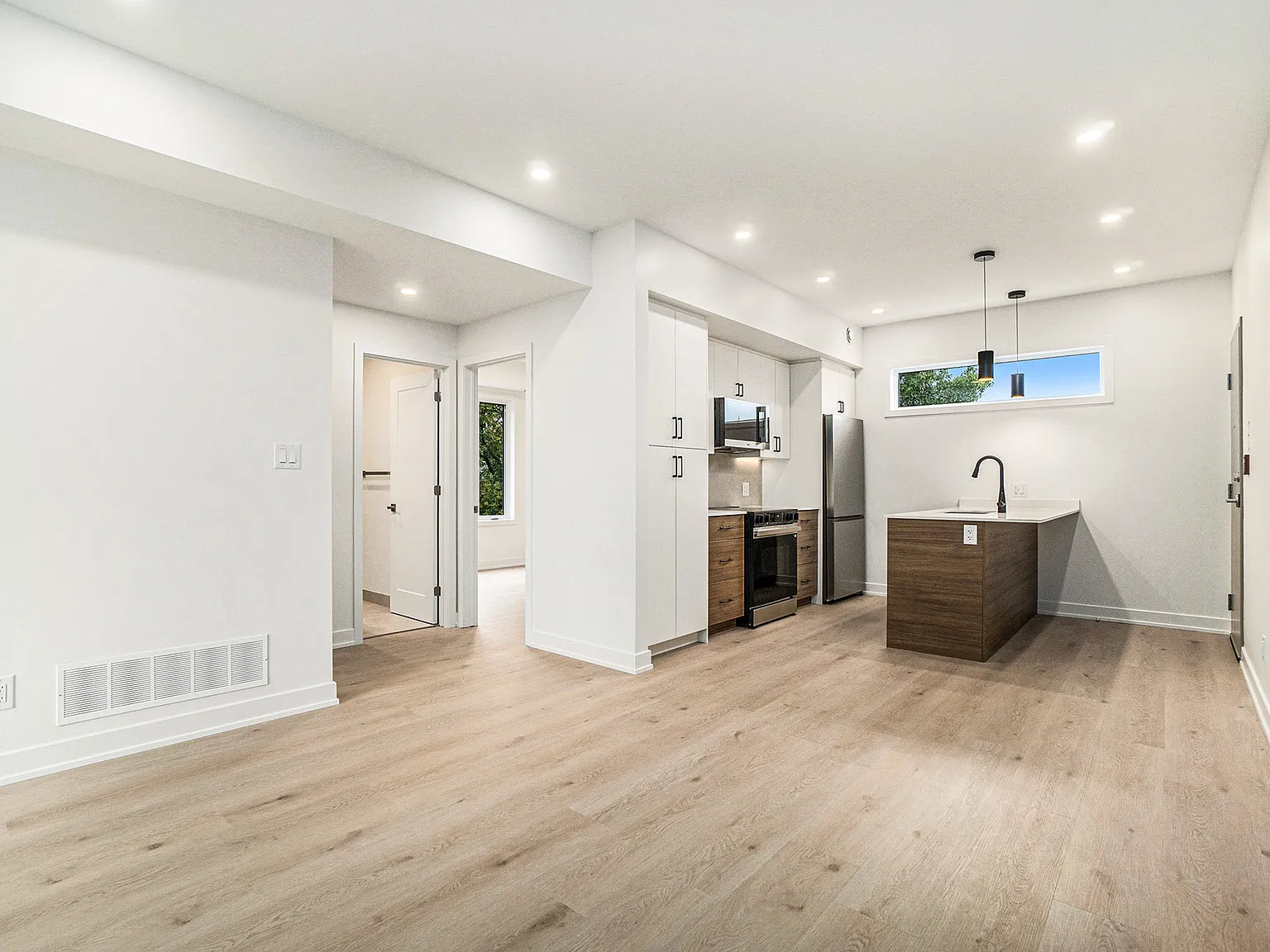 373 Iberville st — Photo 1