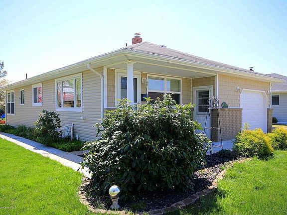 2nd image of 94 Scarborough Pl