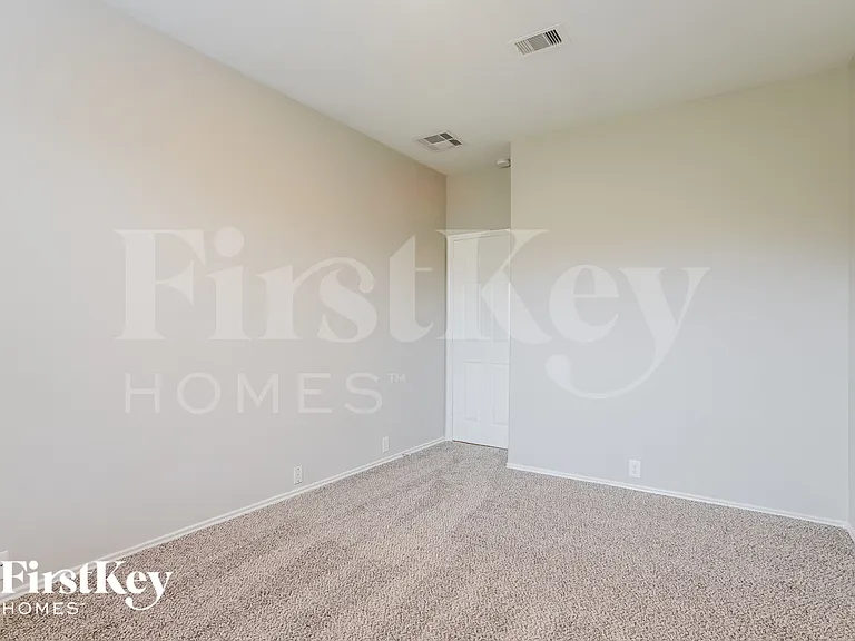 5411 Baldwin Elm St — Photo 9