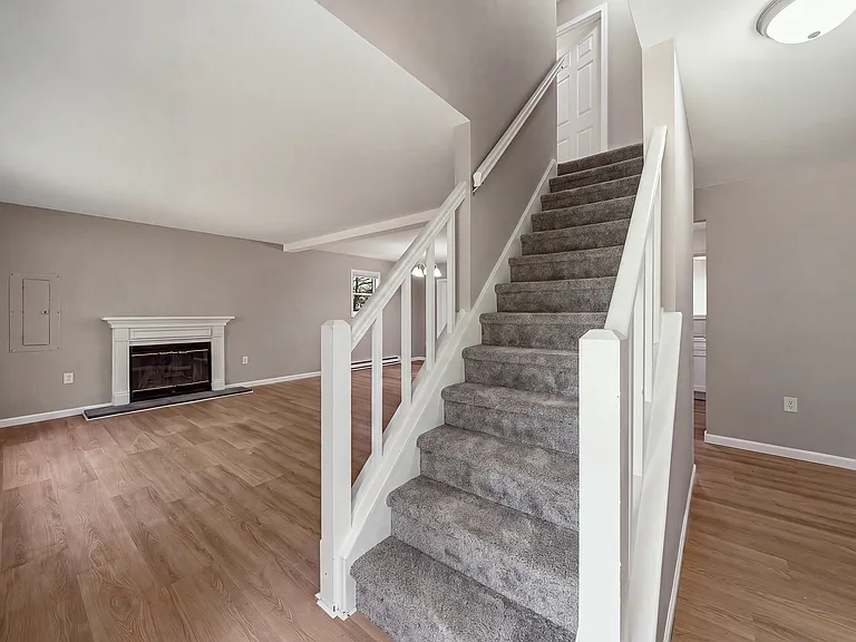 5617 Pembrook Dr — Photo 15