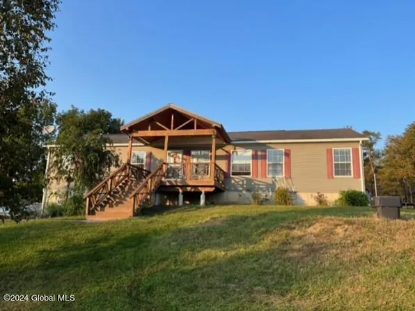 4880 County Route 48, Argyle, NY 12809