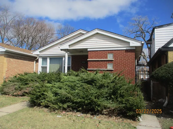 (undisclosed Address), Chicago, IL 60619