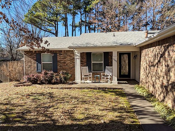 2nd image of 3107 N Malinda Dr
