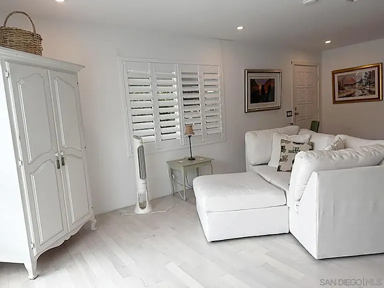 3390 Don Diablo Dr — Photo 1