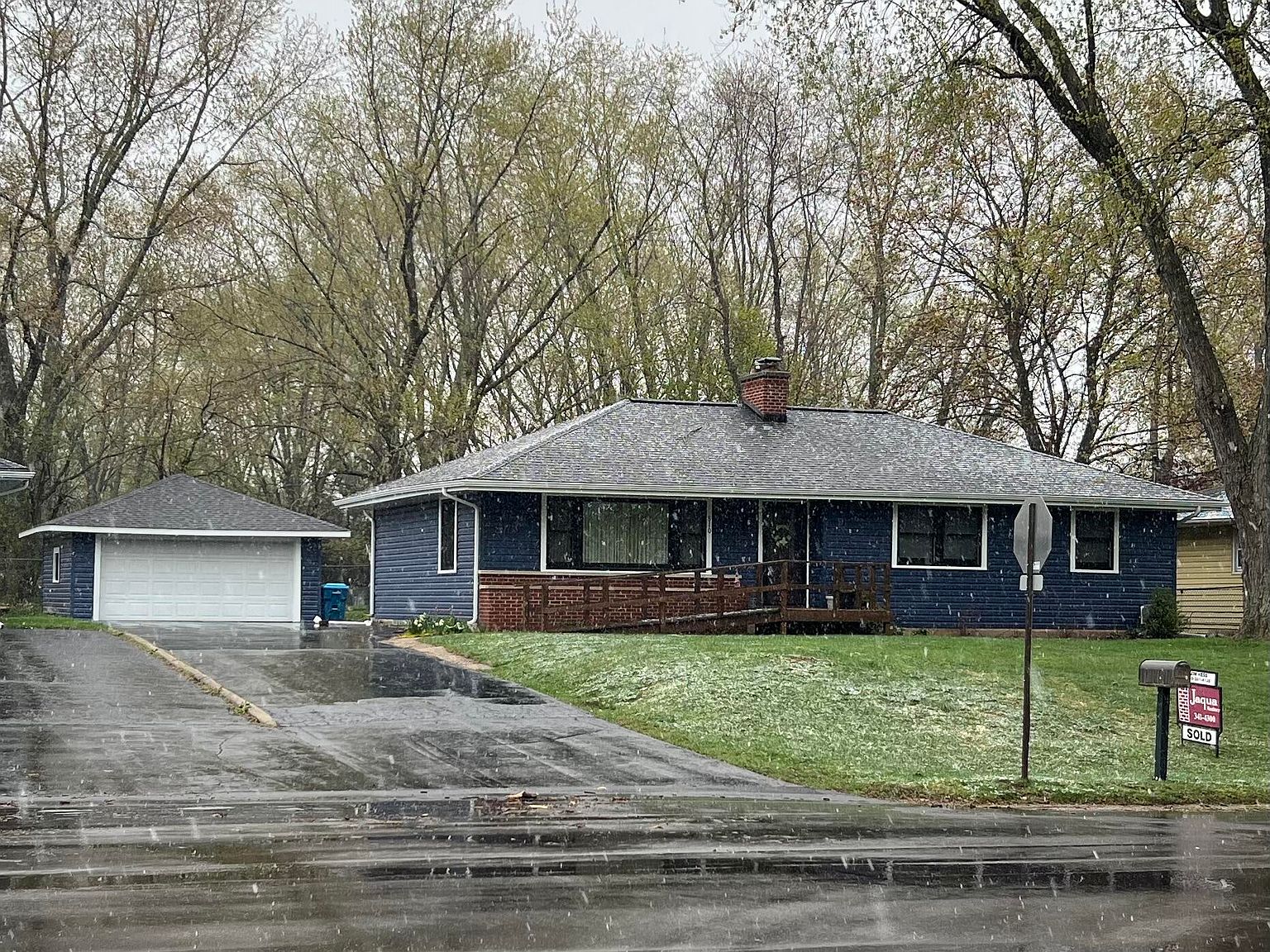 810 Piccadilly Rd, Kalamazoo, MI 49006 Zillow