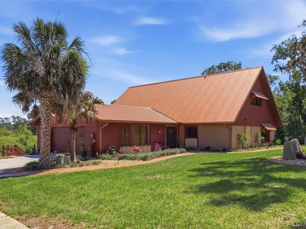 1471 N Lagoon Point, Inverness, FL 34453