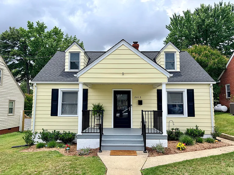 2413 Irisdale Ave — Photo 1