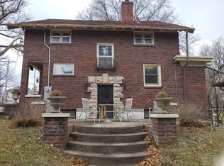 1321 S Main St, Burlington, IA 52601