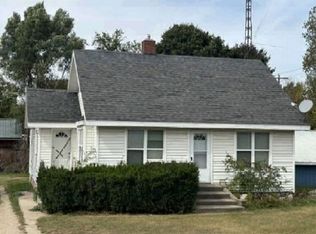 2845 S Oceana Dr, Shelby, MI 49455