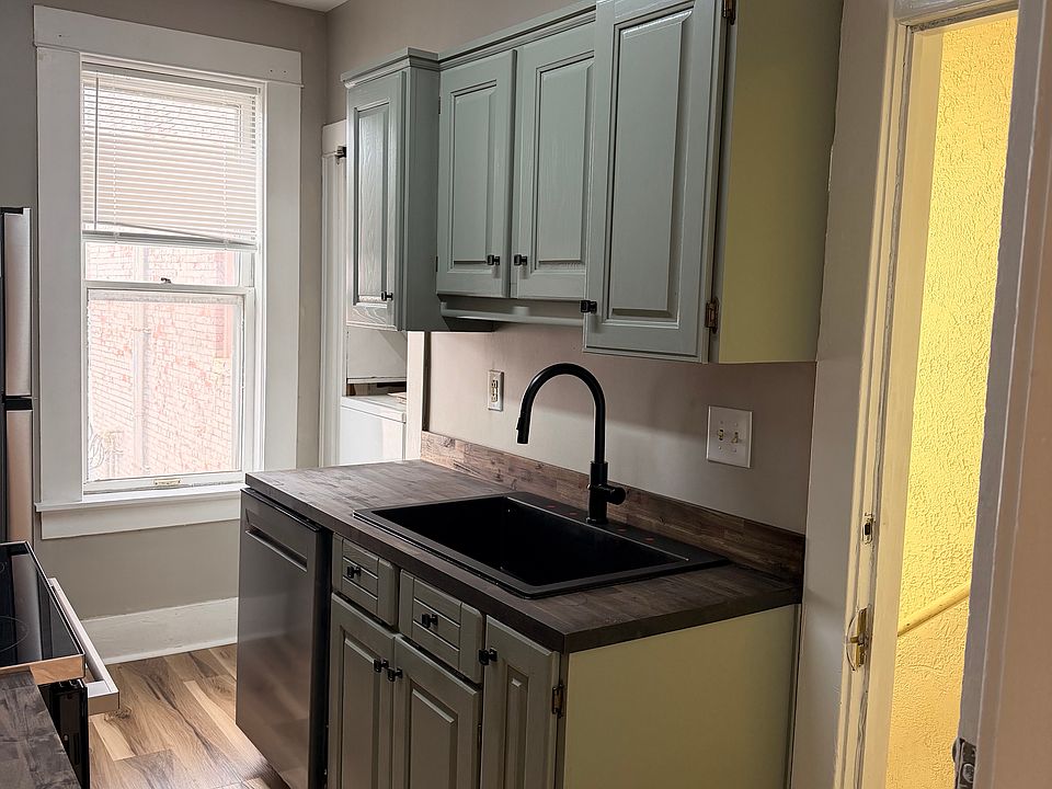 1st image of 240 1/2 W Main St #5