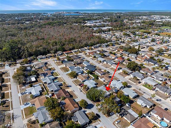 4th image of 6333 Aberdeen Ave